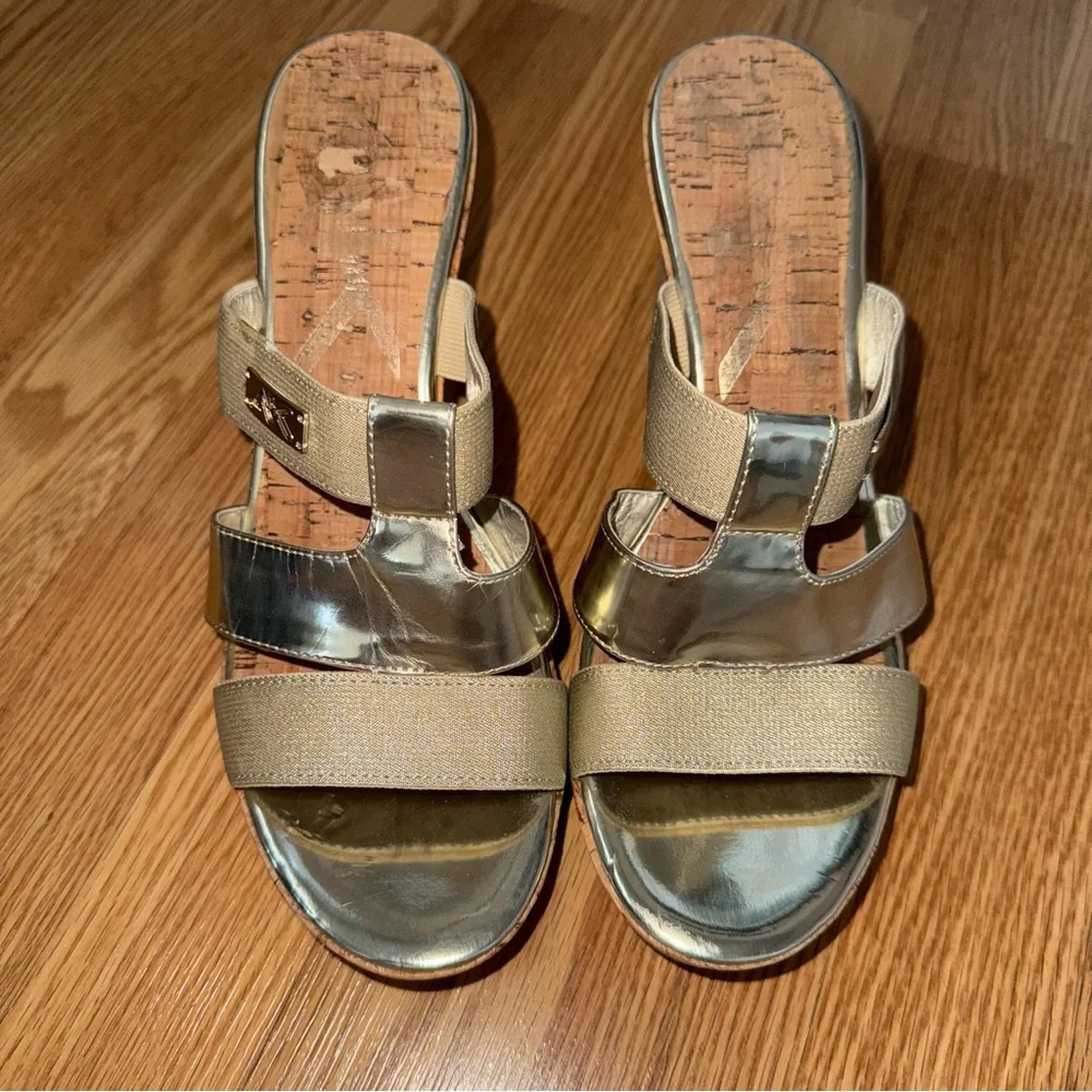 Anne Klein Sport Gold Metallic Cork Wedge‎ Sandals sz 9.5